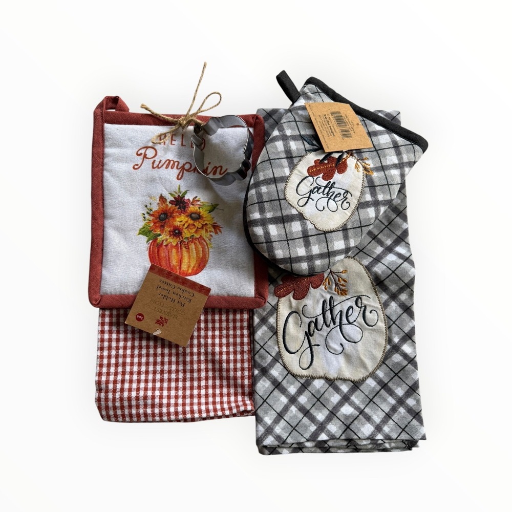Kay Dee Fall Pumpkin Towels Pot Holder Oven Mitt Cookie Cutter Lot NWT